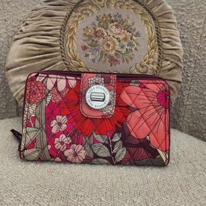 Vera Bradley Turnlock Wallet